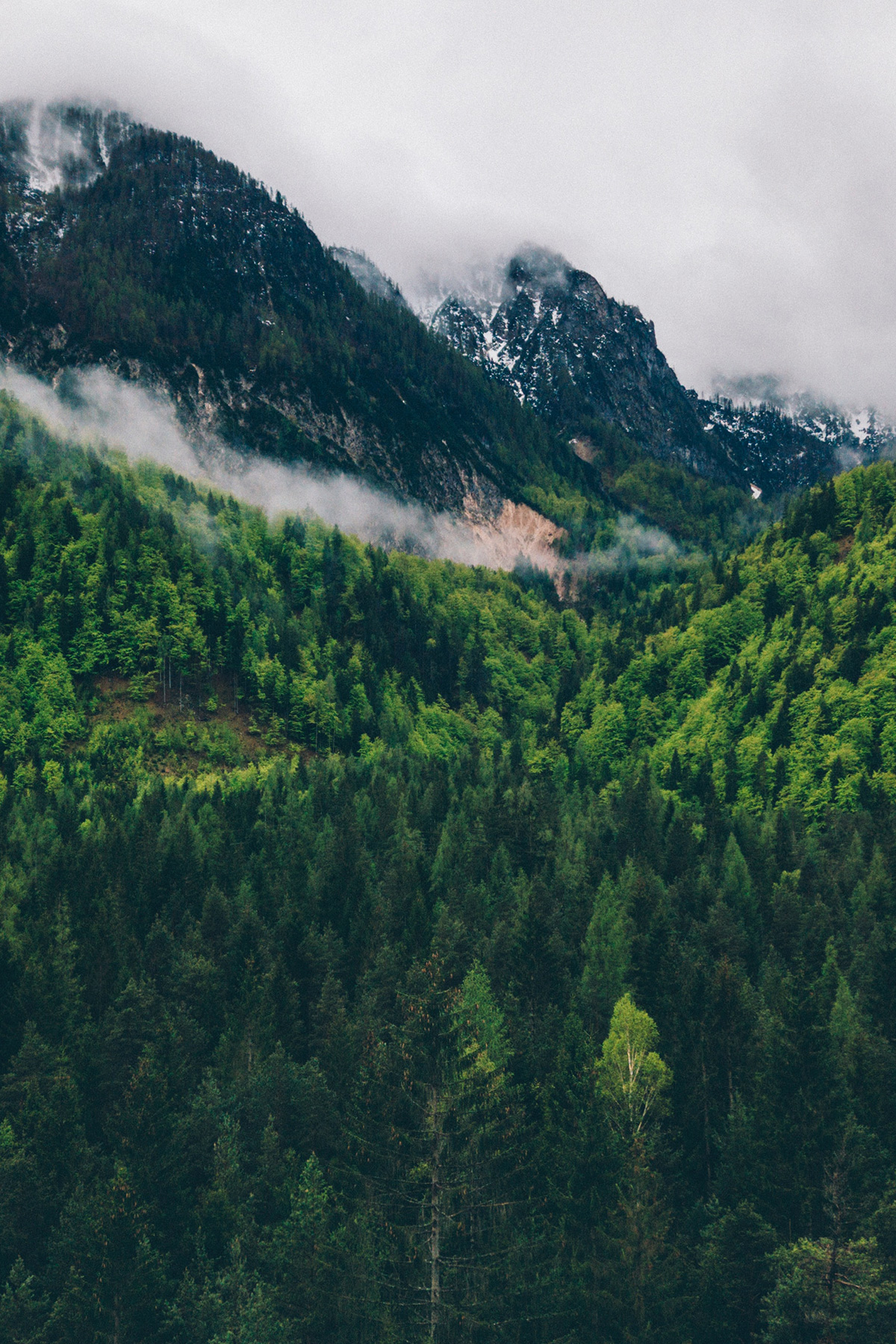 ADA . Mindful Living Europäische Möbel, die entspanntes und achtsames Wohnen ermöglichen