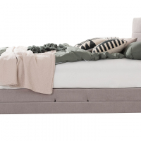 Stilvolles Cometa Bett für modernes Wohnen von ADA . Mindful Living