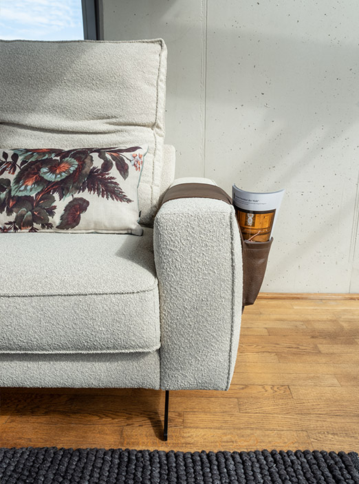 achtsam leben auf dem regionalen sofa von ada mindful living – novara produziert in österreich mit massivholz und qualität achtsam leben auf dem regionalen sofa von ada mindful living - novara produziert in österreich mit massivholz und qualität