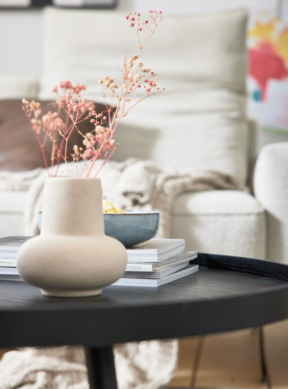 Decoration in Japandi style