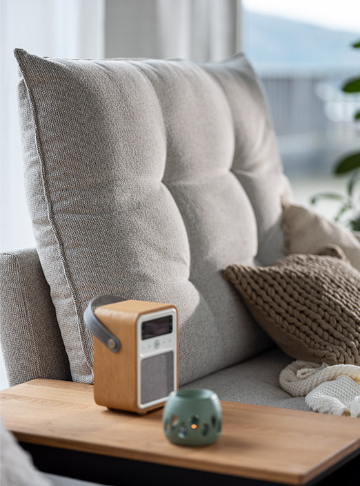 ADA . Mindful Living – Caltha Sofa, nachhaltige Produktion und entspanntes Wohnen in österreichischer Qualität. ADA . Mindful Living - Caltha Sofa, nachhaltige Produktion und entspanntes Wohnen in österreichischer Qualität.