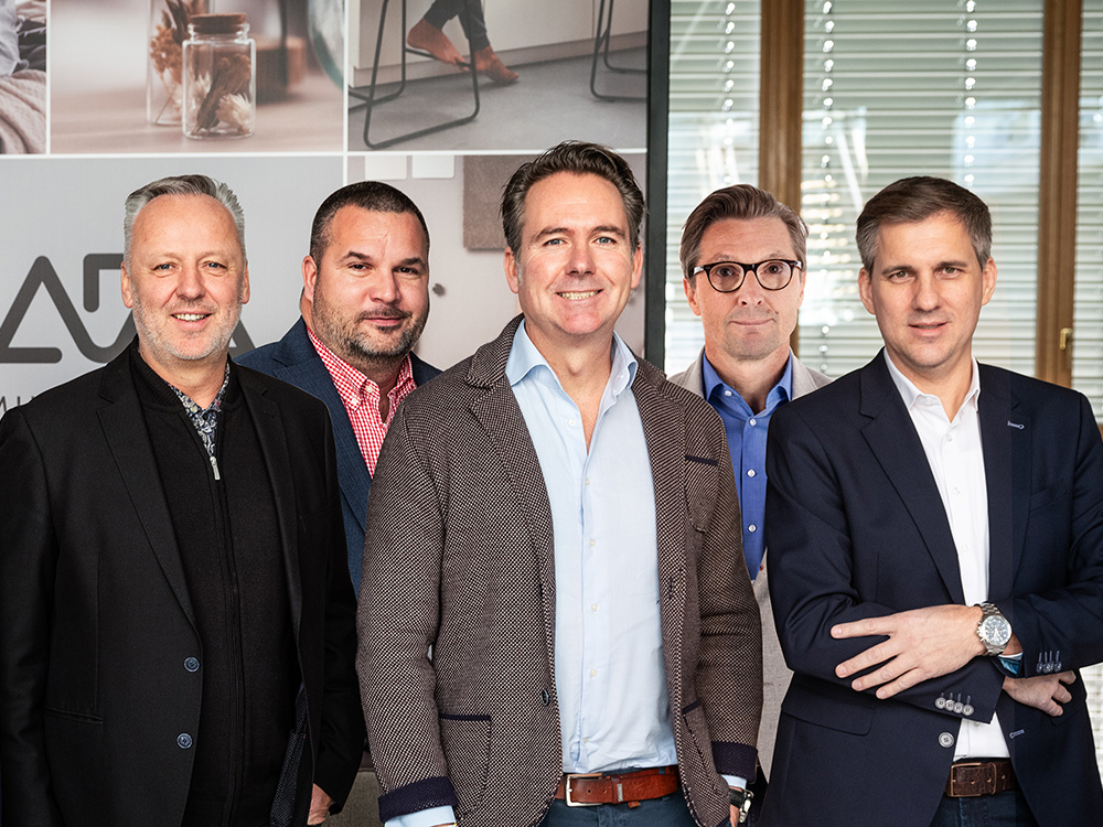 Neue Vertriebsmannschaft 2024 Neue Vertriebsmannschaft 2024