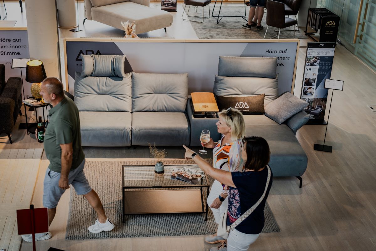 Sofa NOVARA mit Stauraum-Fach